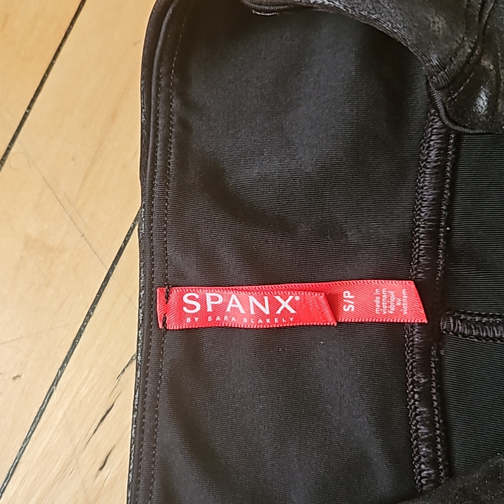 Spanx Faux Leather Leggings - Picture 3 of 5